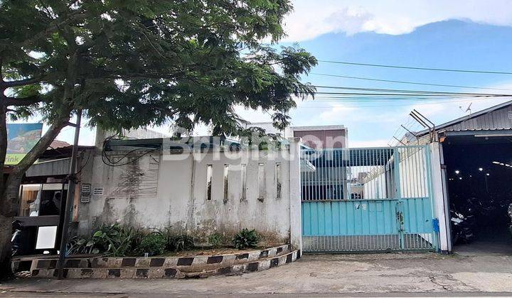 KANTOR LUAS 2 LANTAI di RADEN INTAN 1
