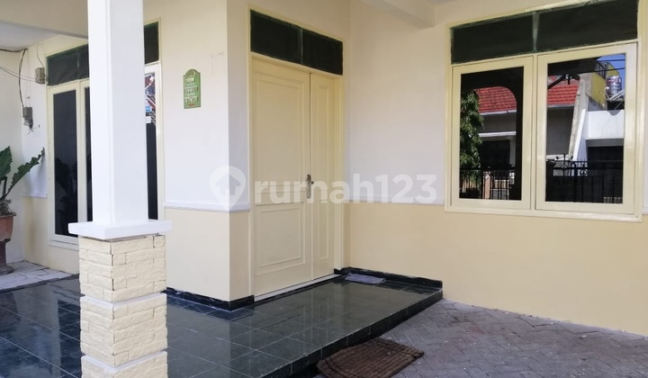 Ready-to-Live Minimalist House in Sulfat Ready-to-Live Minimalist House in Sulfat