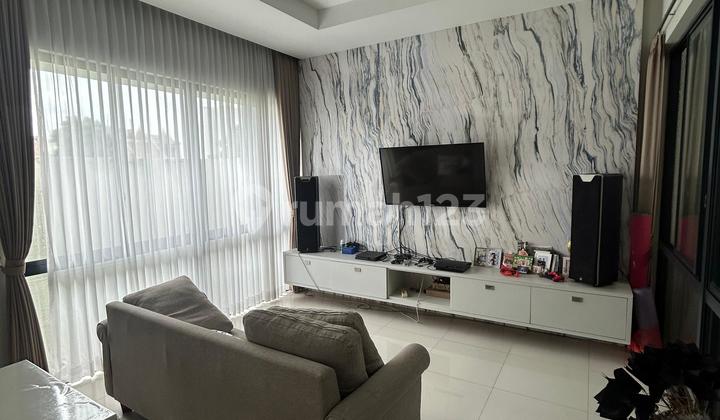 Rumah 3 Lantai di The Grand Kenjeran 2