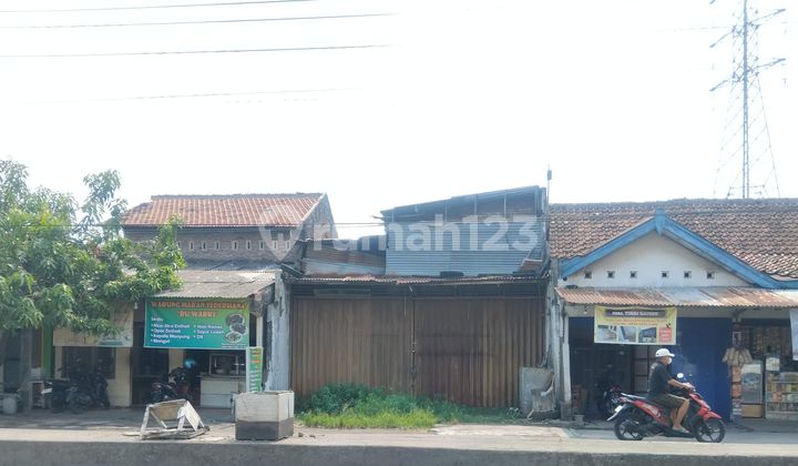 Gudang Strategis dekat Jalan Raya daerah Semarang Timur