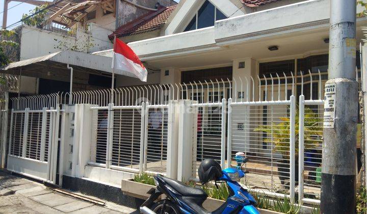 Rumah Di Tengah Kota  Semarang, Dekat Simpang Lima