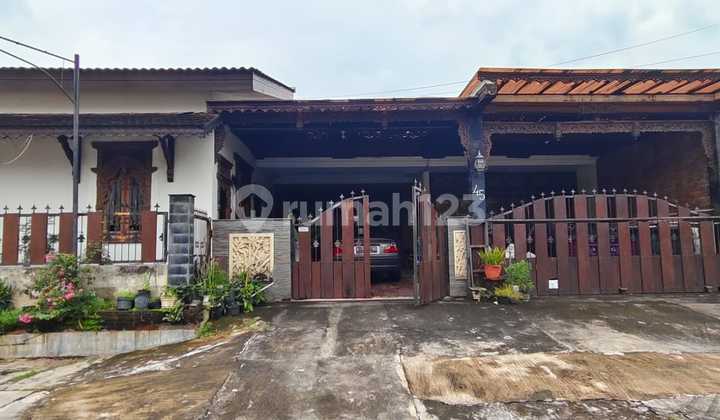 Rumah Strategis di tengah Kota Semarang, Daerah Semarang Selatan 1