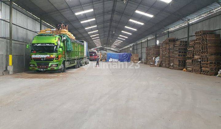 Gudang di Dekat Komplek Industri Kendal, Zona industri 4400 m 1