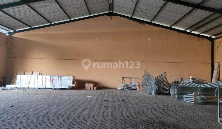 Gudang di Cilacap Kota Lahan parkir Luas 1