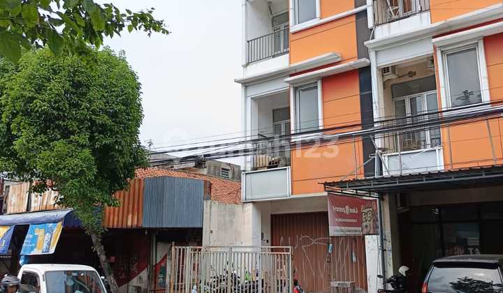 Strategic Location Shop House in Yogyakarta Area (OKS) 2