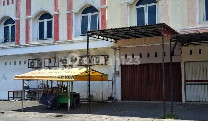 Nice 2-Story Shophouse in Banjardowo Semarang 1