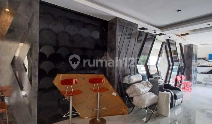 Dijual Ruko + Rumah 2,5 Lantai di Purwodinatan, Semarang Tengah (BPAR) 1