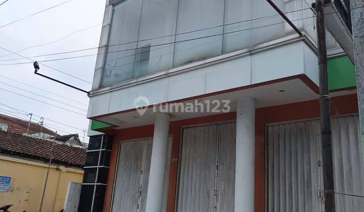 Ruko Lokasi Strategis Pinggir Jalan Raya Daerah Yogyakarta 1