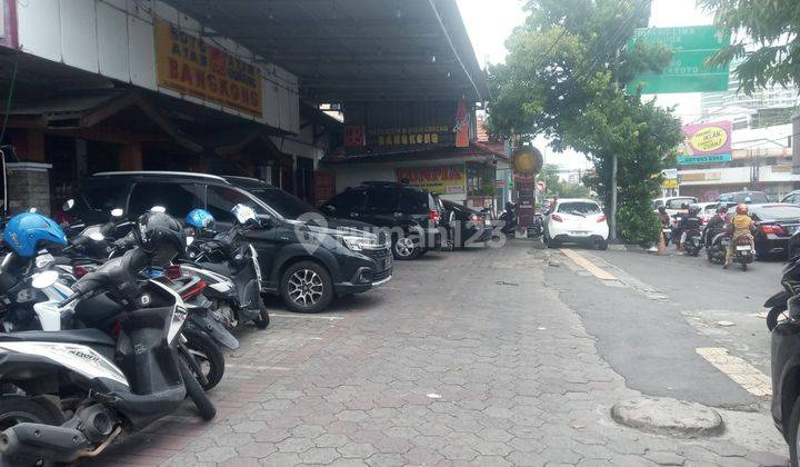 Ruko 3 Lantai Dekat Jalan Raya Siap Dipakai daerah Semarang Selatan 1