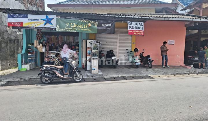 Kos Rumah Toko di Pleburan jalan besar 1