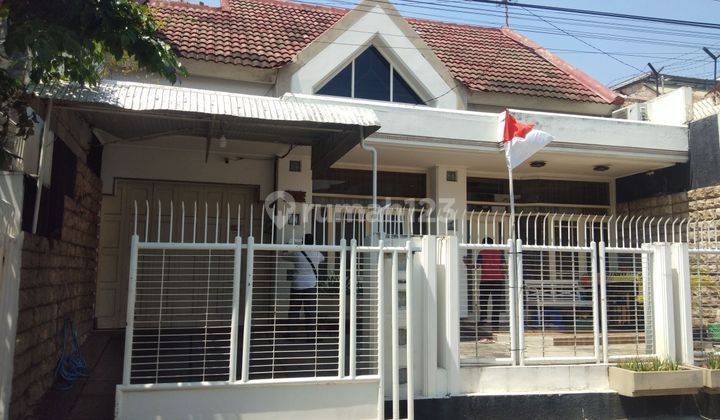 Rumah Di Tengah Kota  Semarang, Dekat Simpang Lima