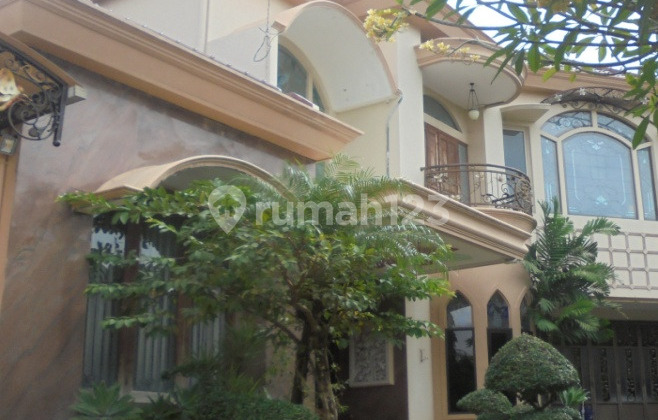 Jual rumah di Kendalisodo Gajah Mungkur , ada kolam renang (BRBS) 1