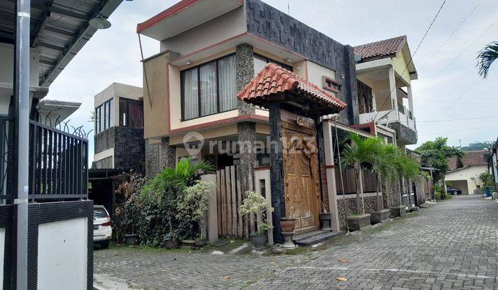 Rumah Mewah Di Ungaran Puri 1