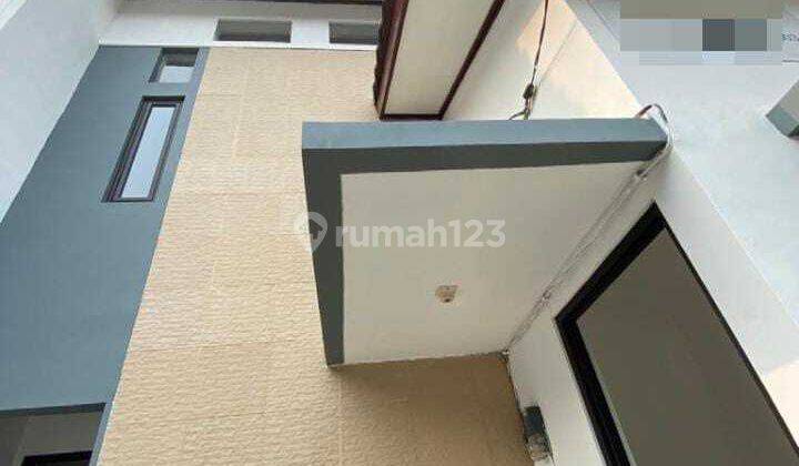 Dijual Rumah Komplek Baru Renovasi Total, Lokasi Strategis, Dekat Pintu Tol 2