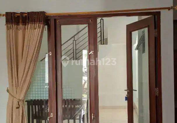 Disewakan Rumah di Perumahan The Paradise Full Furnish 2