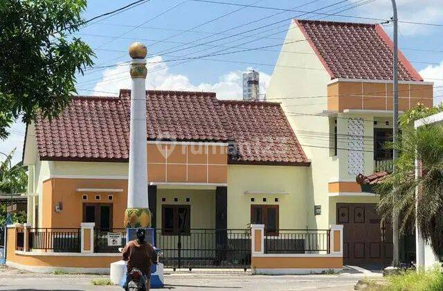 Jual Cepat Rumah Dibelakang Soto Kadipiro Asli 1