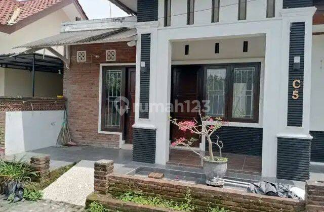 Dijual Rumah Terawat Dan Bagus Di Perum Nogotirto 1