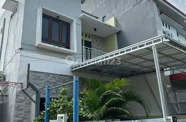 Dijual Rumah 2 Lantai Shm Bagus Di Maguwoharjo 1