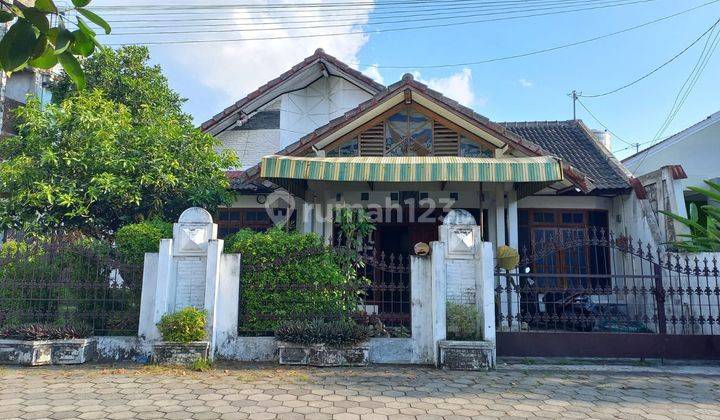 Rumah Bagus SHM Lokasi Kondusif di Jl Bener, Yogyakarta 1