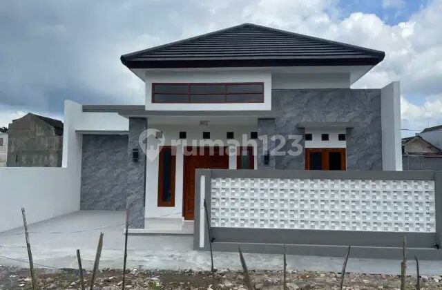 Rumah Dijual Di Jalan Godean Km 7