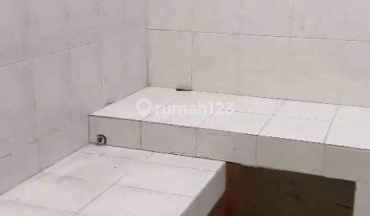 Rumah 2 Lantai Bagus SHM di Perumahan Taman Kuantan, Sleman 2