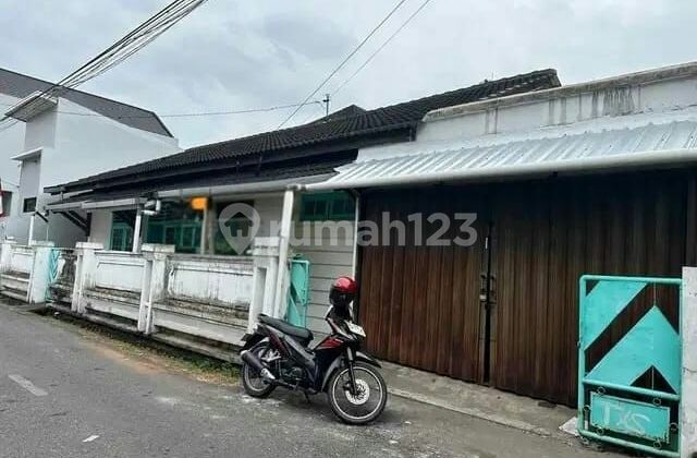 House for Rent Near Poltekes and STPN House for Rent Near Poltekes and STPN