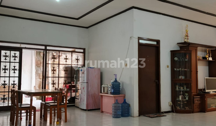 Rumah 5 Kamar Tidur Dalam Perum Green Garden Lokasi Dekat Manna Kampus Godean. 2