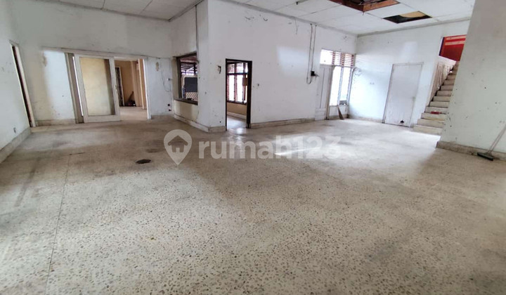 Bangunan Lokasi Strategis Lokasi Pakuningratan Cokrodiningratan Jetis Yogyakarta Bangunan Lokasi Strategis Lokasi Pakuningratan Cokrodiningratan Jetis Yogyakarta