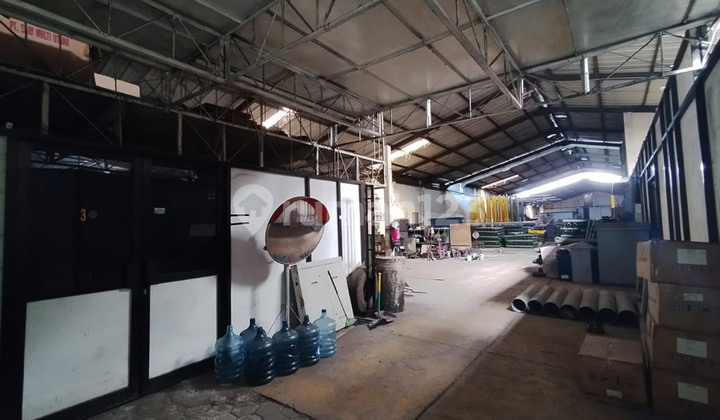 Gudang 1765 Meter Persegi Berada Di Jalan Ringroad Selatan Tamantirto Kasihan Bantul