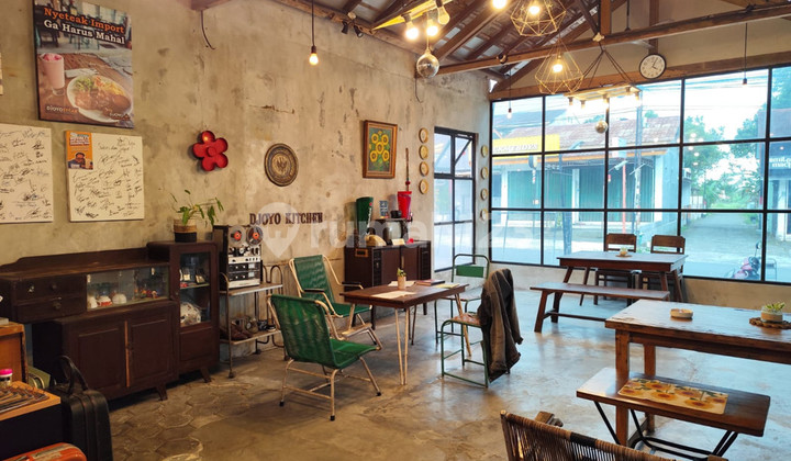 Quickly for Rent, Strategic Business Space in Condong Catur, Sleman Quickly for Rent, Strategic Business Space in Condong Catur, Sleman