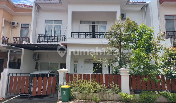 Rumah 2 Lantai Semi Furnish Dalam Perum Pondok Permai Kasihan Bantul.