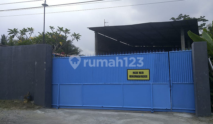 WAREHOUSE WITH AN AREA OF 3326 SQUARE METERS IN SALAKAN HAMLET, BANGUNJIWO