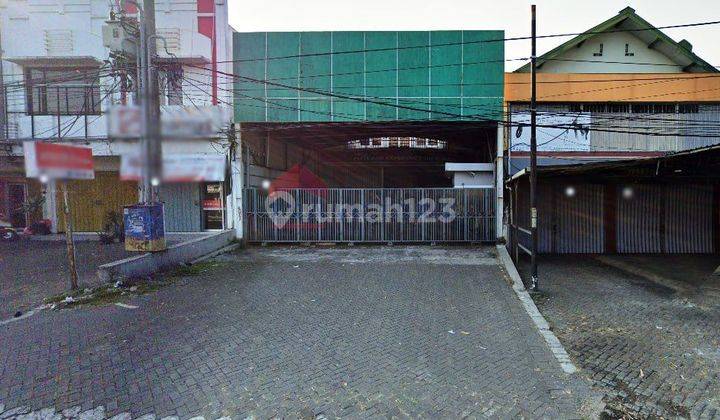 Gudang + kantor Ex Gudang Rokok, Poros jalan Malang Surabaya 1