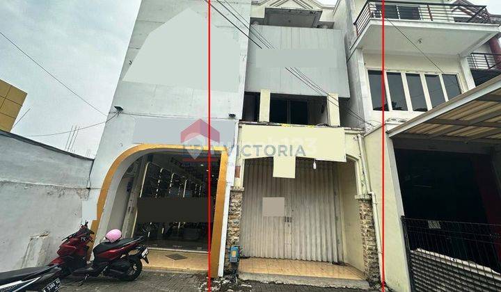 Ruko 3 lantai lokasi strategis dekat are perkampusan, kuliner, Soekarno Hatta 1