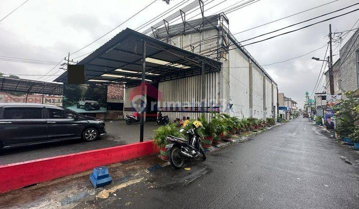 Ruko lokasi poros jalan besar lokasi strategis, Blimbing 1