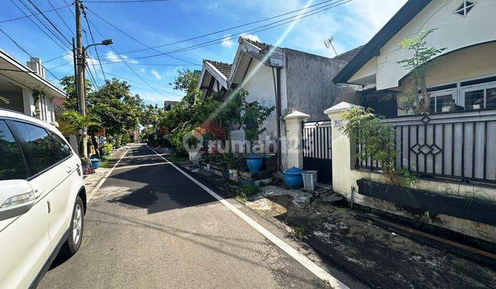 Rumah 2 lantai kawasan kuliner sulfat tengah kota 2