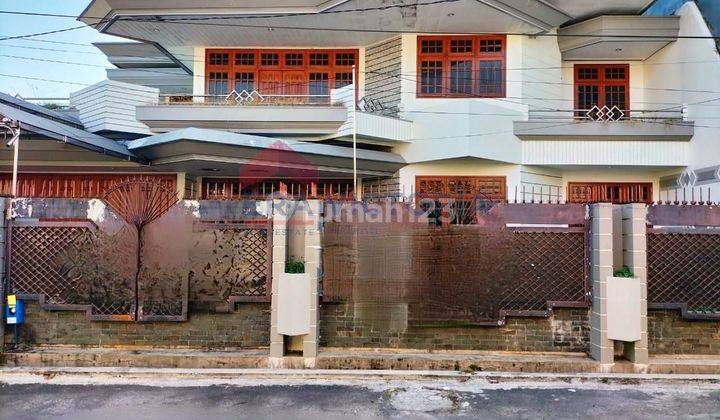 Rumah besar kawasan Lowokwaru tengah kota 1