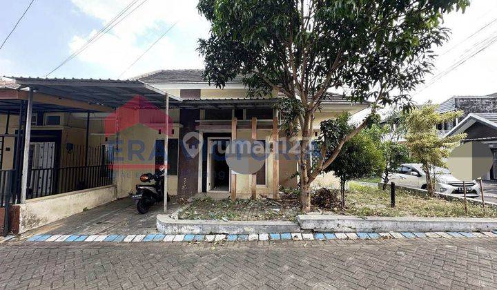 Rumah kawasan Perkampusan Brawijaya, UMM, Polinema  1