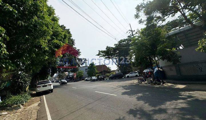 Rumah Poros Jalan Dekat Sekolah Hwaind Sutomo 2