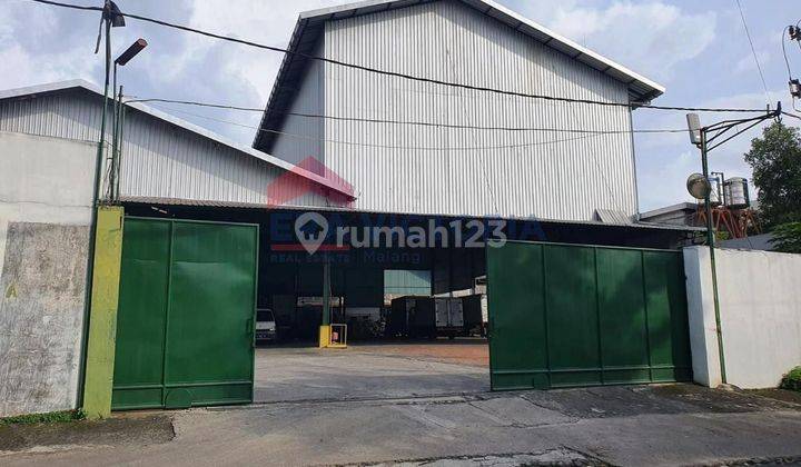 Gudang besar tengah kota kawasan blimbing dekat toll 2