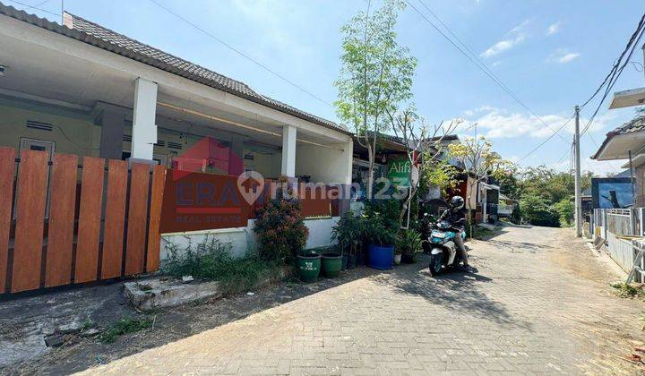 Rumah Terawat One Gate System Hunian Tenang Dekat Pasar 2