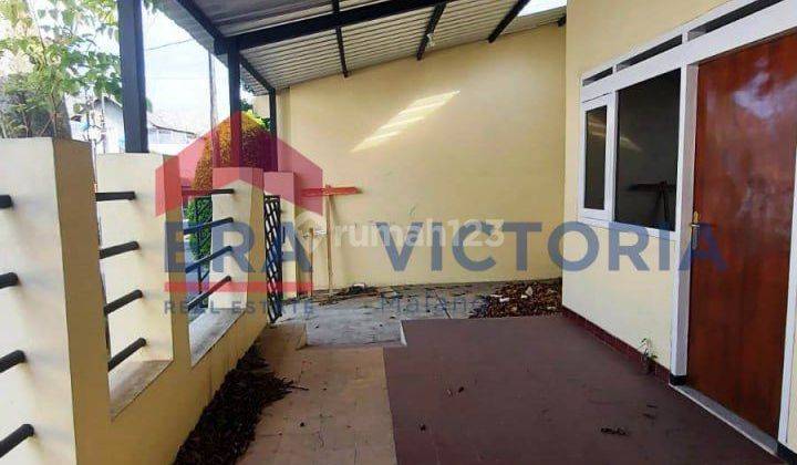 Rumah Dekat Sekolah Internasional School Wesley 2