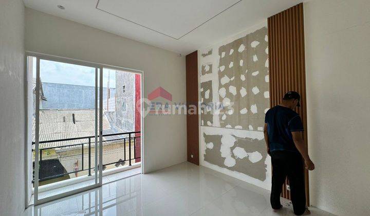 Rumah Baru Minimalis Modern Dekat Pusat Belanja 2