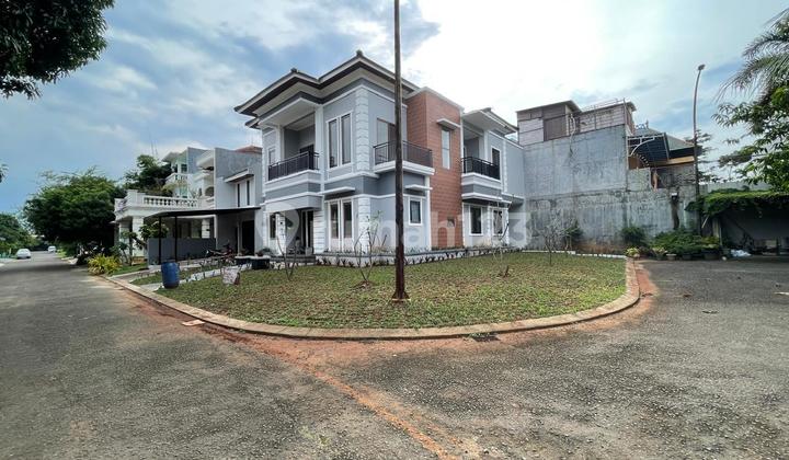 For Sale House in Kota Wisata Freehold Land Title House in Kota Wisata