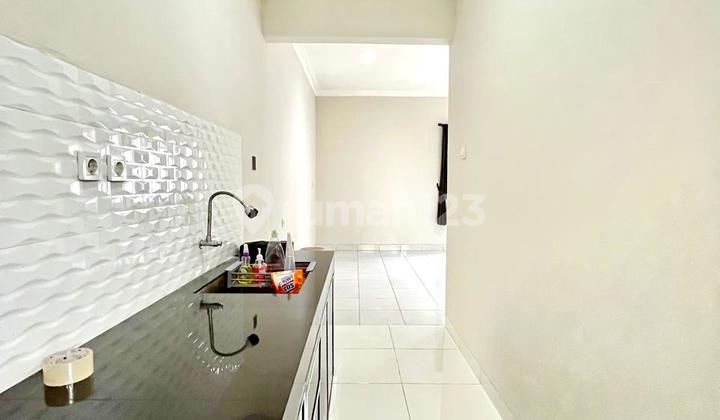 Dijual Rumah Di Kota Wisata Rumah SHM di Gerbang Utama Kota Wisata Cibubur, Jl. Alternatif Cibubur, Nagrak, Gunung Putri, Bogor, Jawa Barat, Indonesia, 16967, Kota Wisata 2