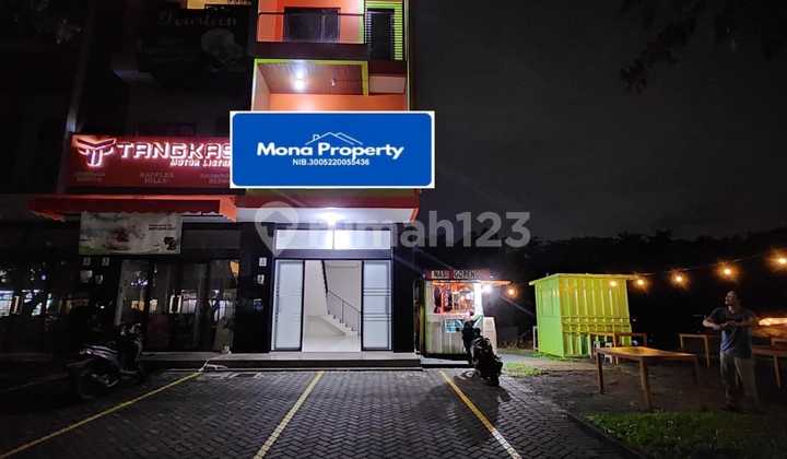 For Sale: Shophouse in Cibubur Tourist City, Shophouse at the Entrance of Raffles Hills Cibubur Housing Estate, Raffles Hills Boulevard Street, Harjamukti, Cimanggis, Depok City, West Java, Indonesia, 16454, Raffles Hills 77.0 m² Unfurnished Freehold Title For Sale: Shophouse in Cibubur Tourist City, Shophouse at the Entrance of Raffles Hills Cibubur Housing Estate, Raffles Hills Boulevard Street, Harjamukti, Cimanggis, Depok City, West Java, Indonesia, 16454, Raffles Hills 77.0 m² Unfurnished Freehold Title