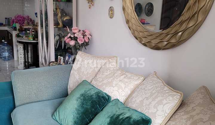 Harga Termurah Rumah 2 Lantai di Rafles Hills - Nyaman, Strategis, Harga Neg 2