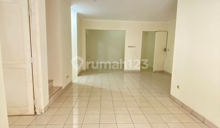 Disewakan Rumah Di Kota Wisata Rumah di Kota Wisata 2