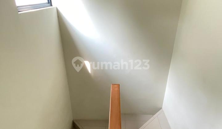 For Sale: Freehold House in Kota Wisata 2
