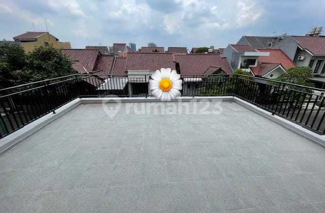 Rumah Selesai Renovasi Siap Huni di Raffles Hills 2